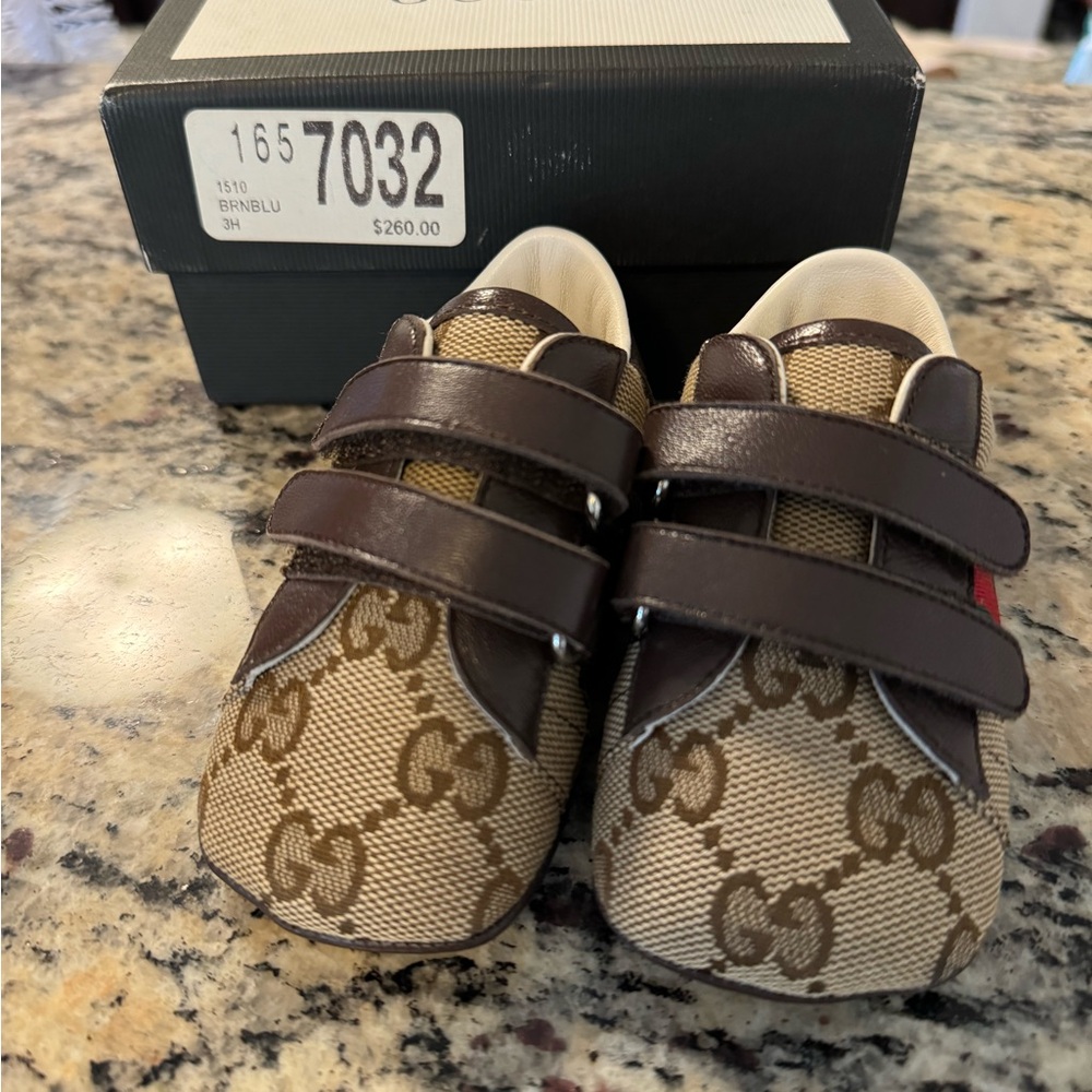 Like new, never worn baby Gucci shoes